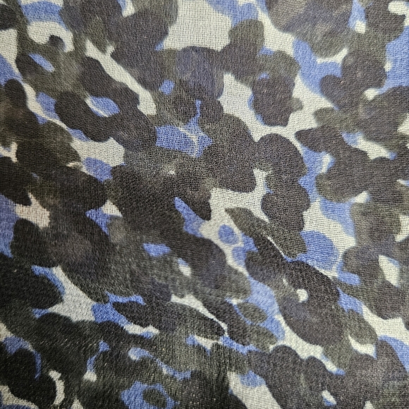 New York and Company Women Top Size Large - Picture 5 of 9